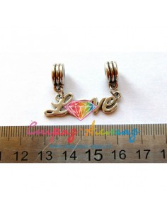Подвеска Love